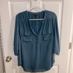 Torrid size 2 Georgette Blouse